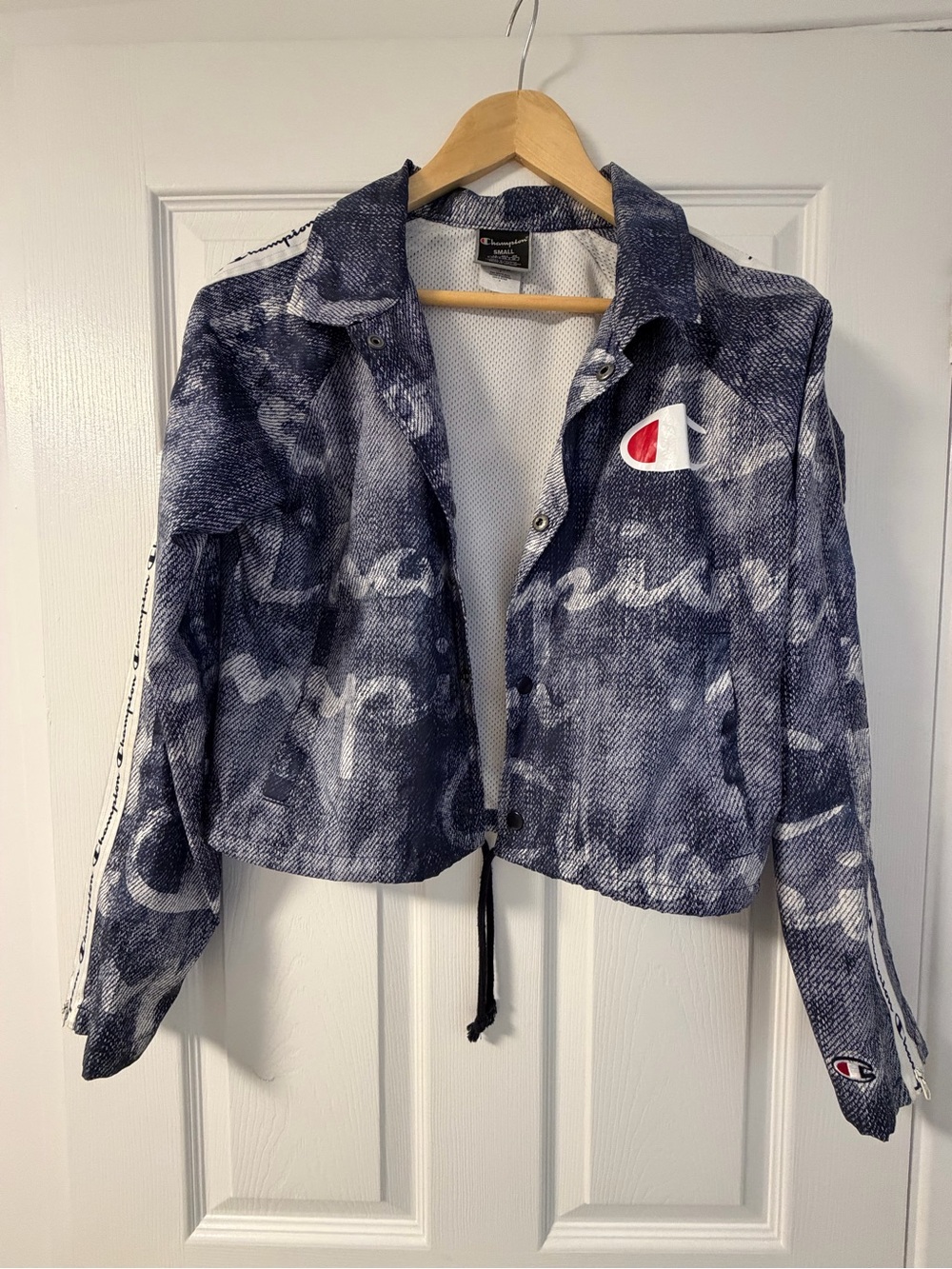 Champion Navy and White Printed Cropped Waterproof Jacket - S